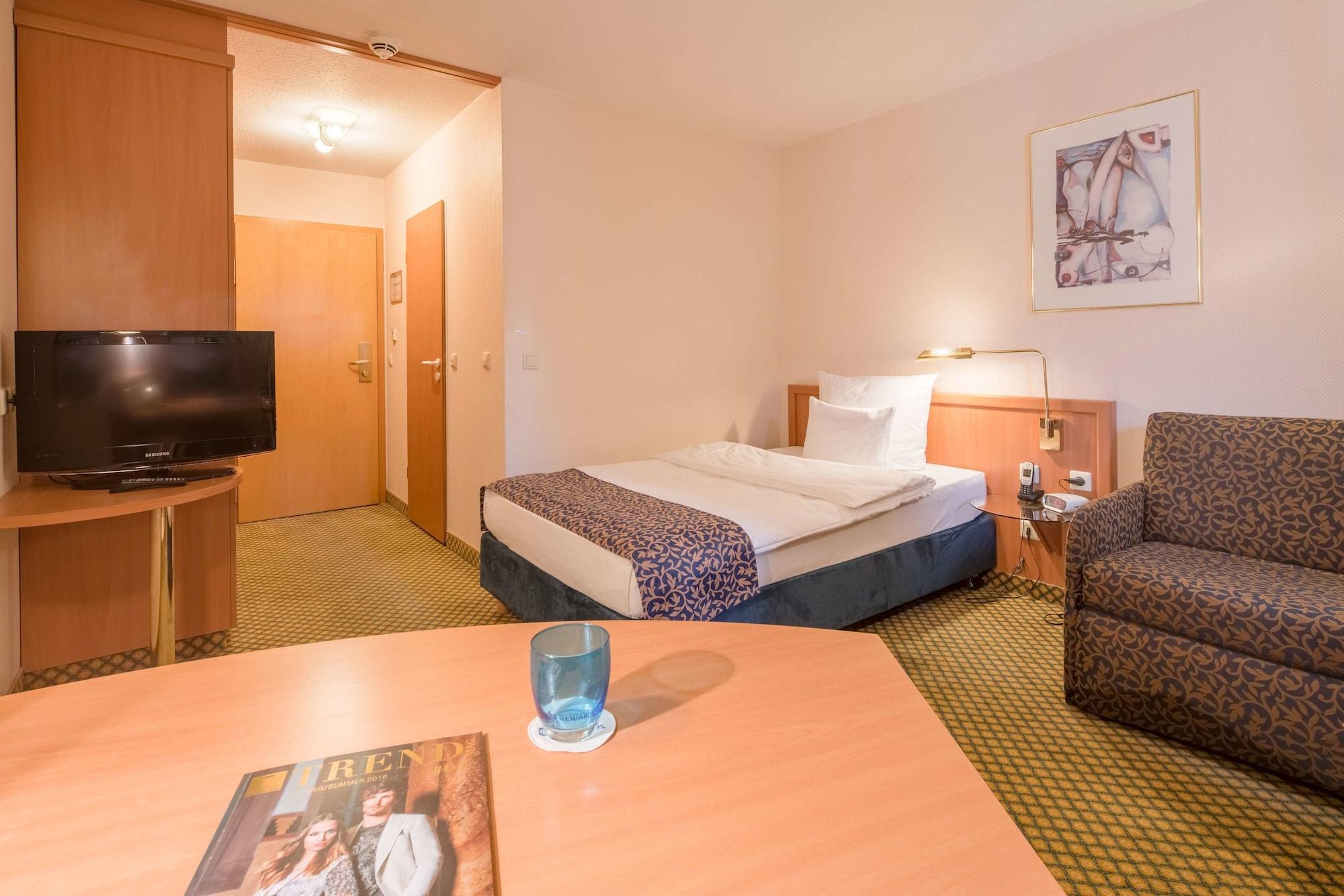 Best Western Plus Hotel Fellbach-Stuttgart Exteriör bild