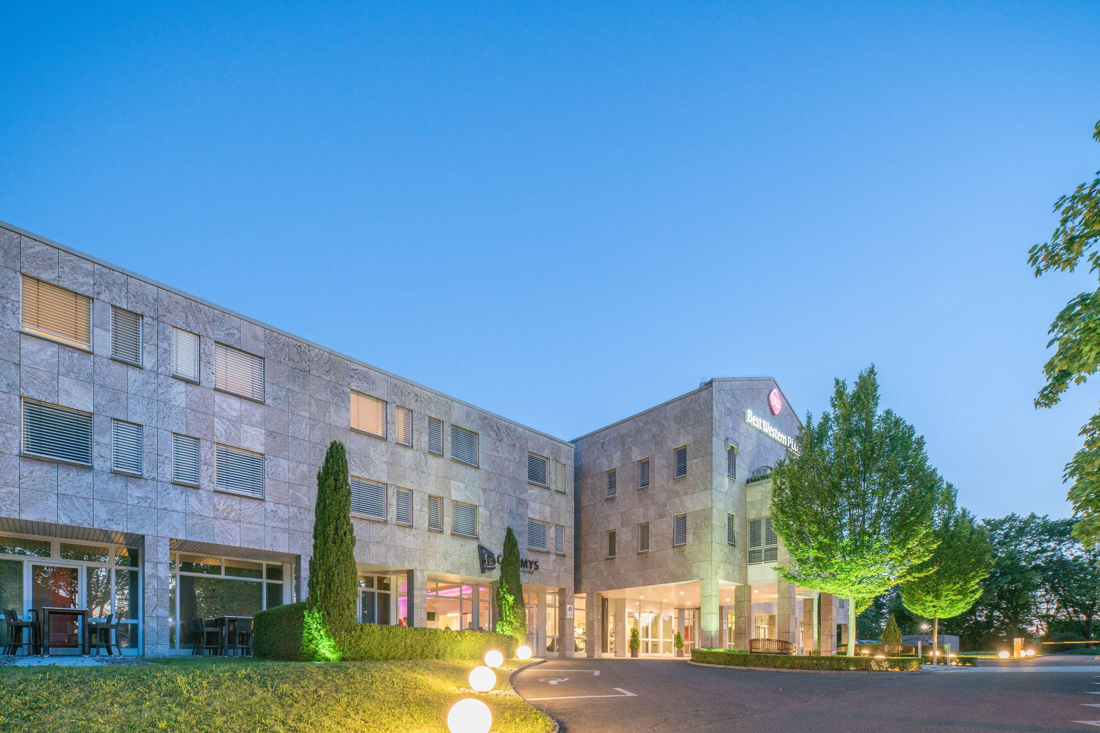 Best Western Plus Hotel Fellbach-Stuttgart Exteriör bild