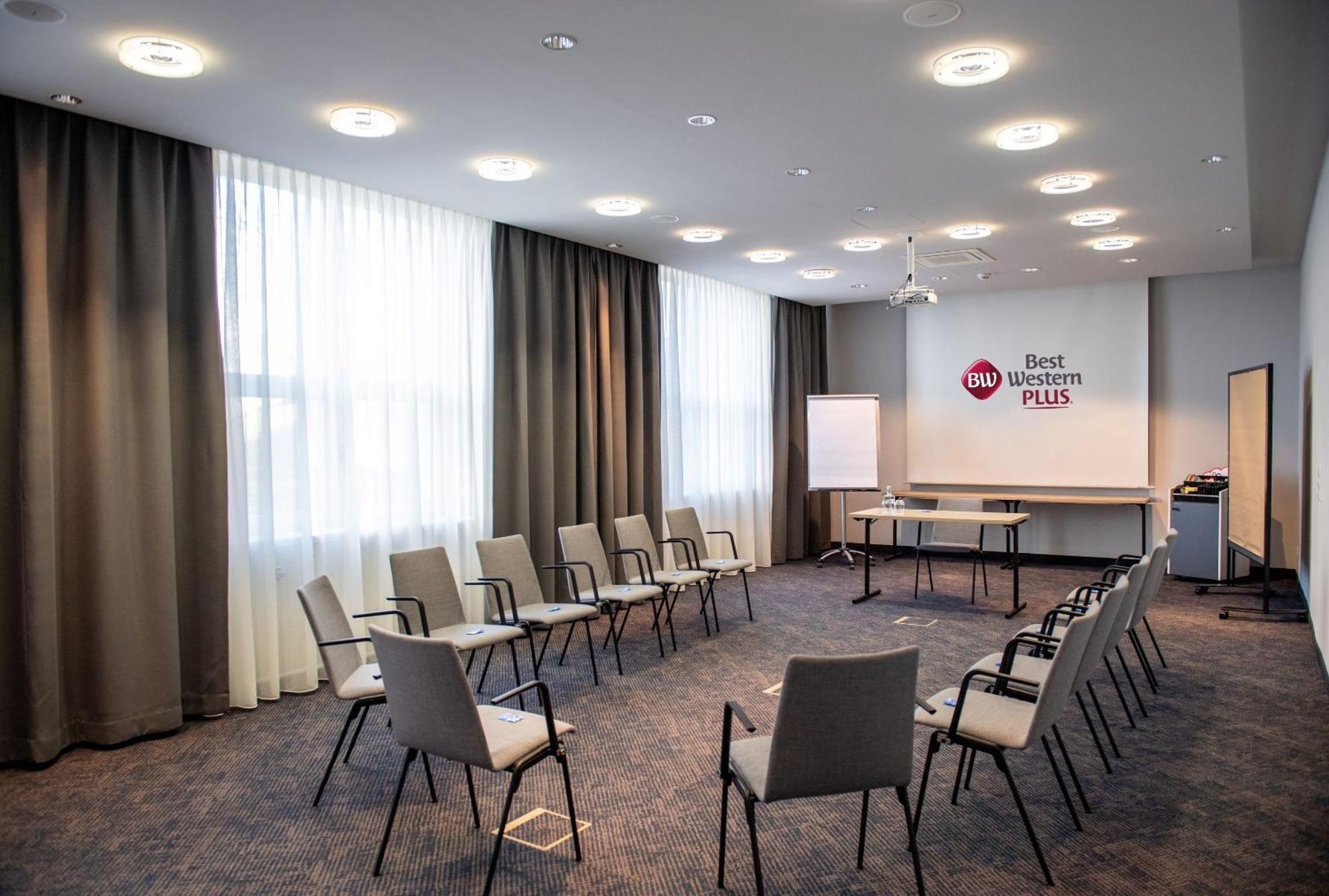 Best Western Plus Hotel Fellbach-Stuttgart Exteriör bild