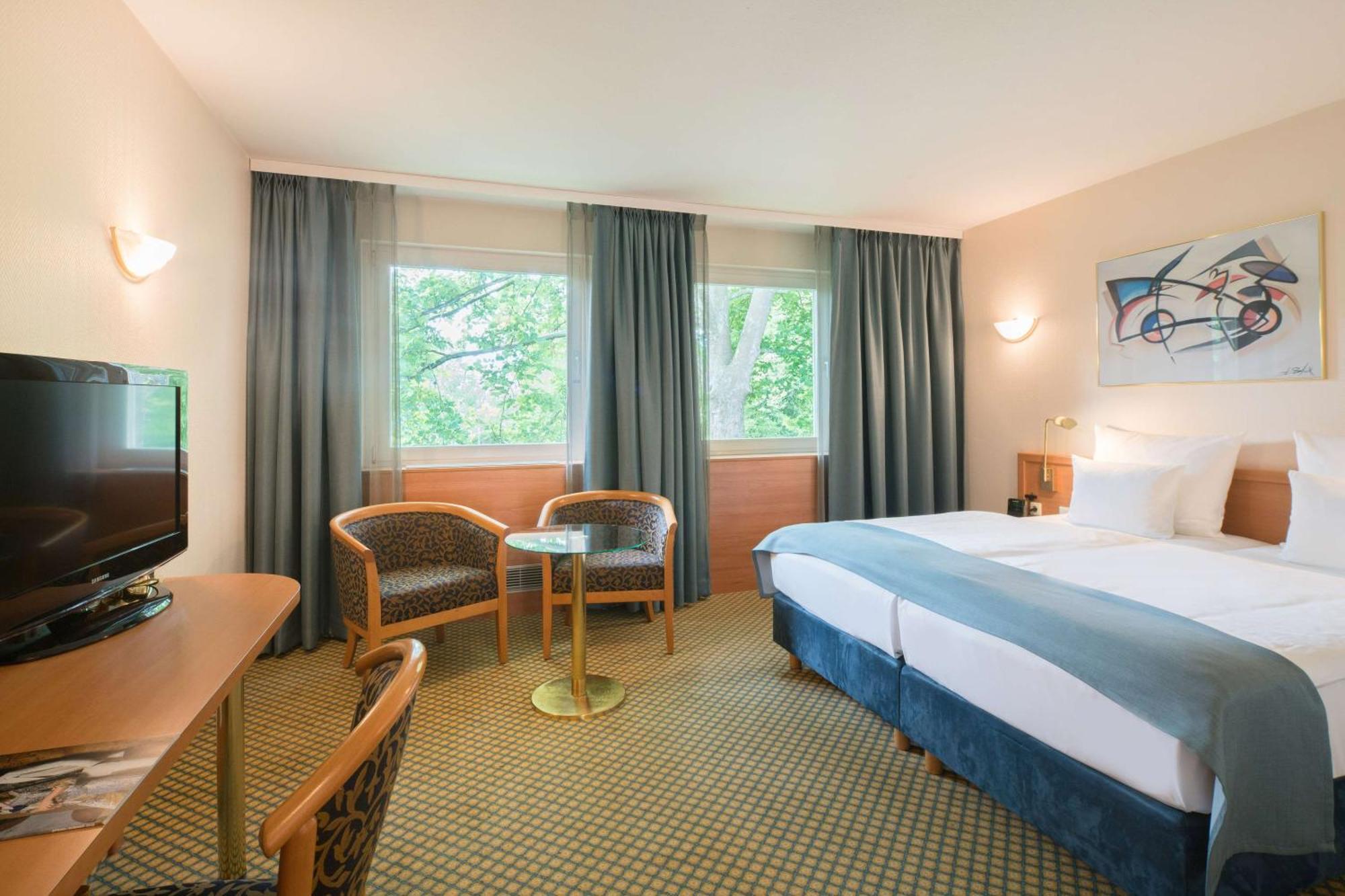Best Western Plus Hotel Fellbach-Stuttgart Exteriör bild