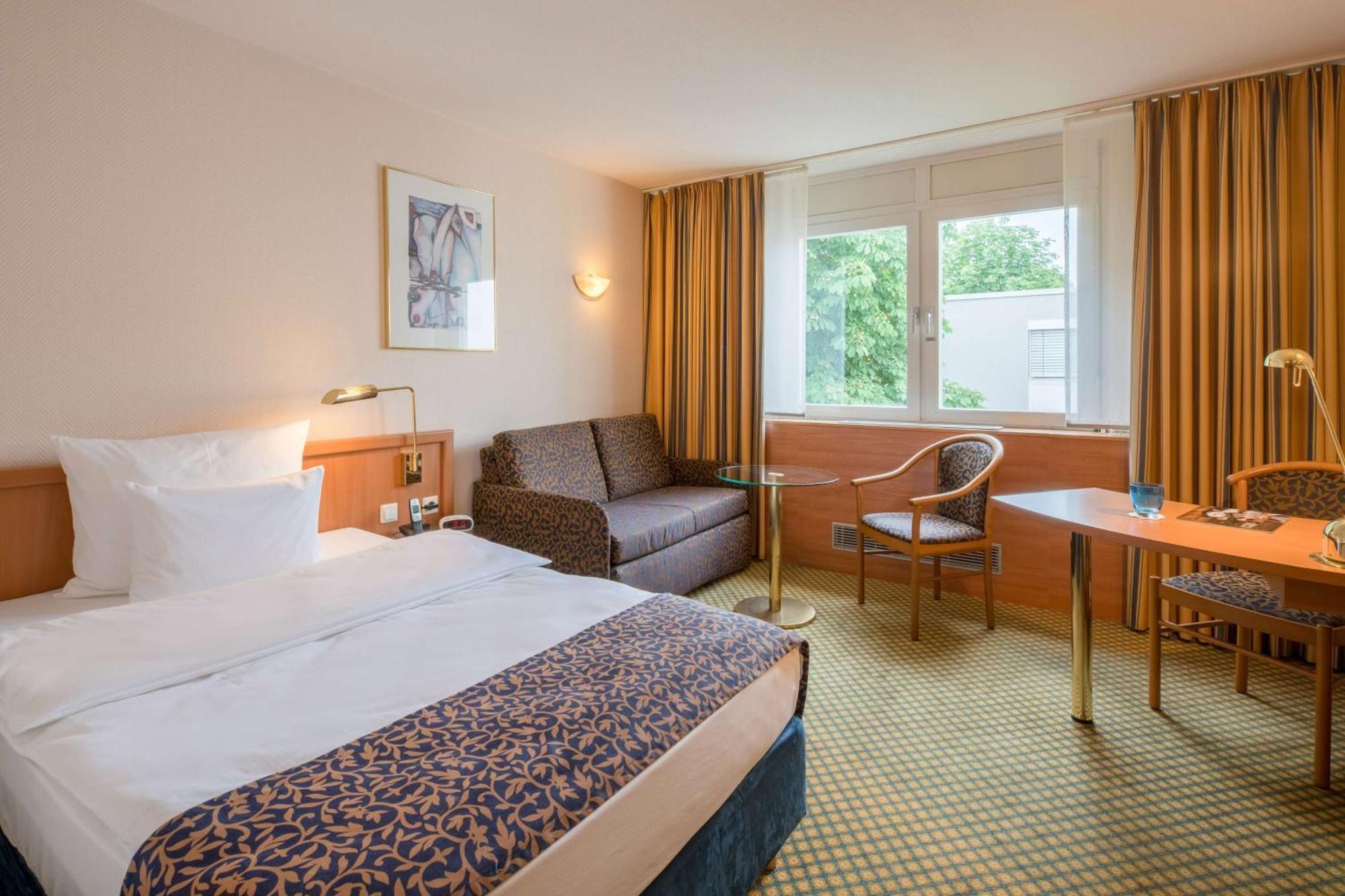 Best Western Plus Hotel Fellbach-Stuttgart Exteriör bild